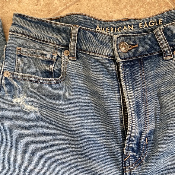American Eagle Mom Jeans - Picture 2 of 4
